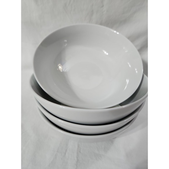 Pier 1 Imports Other - Pier 1 Imports Classic White Salad Bowls Set Of Four